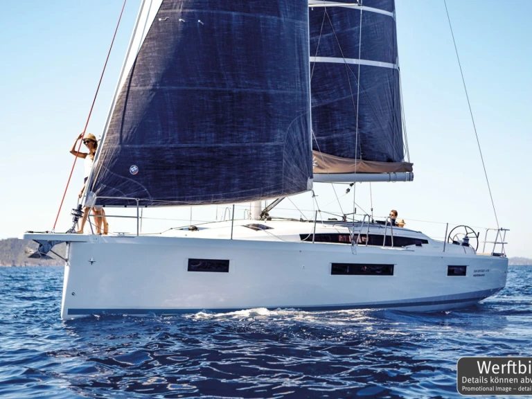 Hire Sailboat Jeanneau with a boat licence