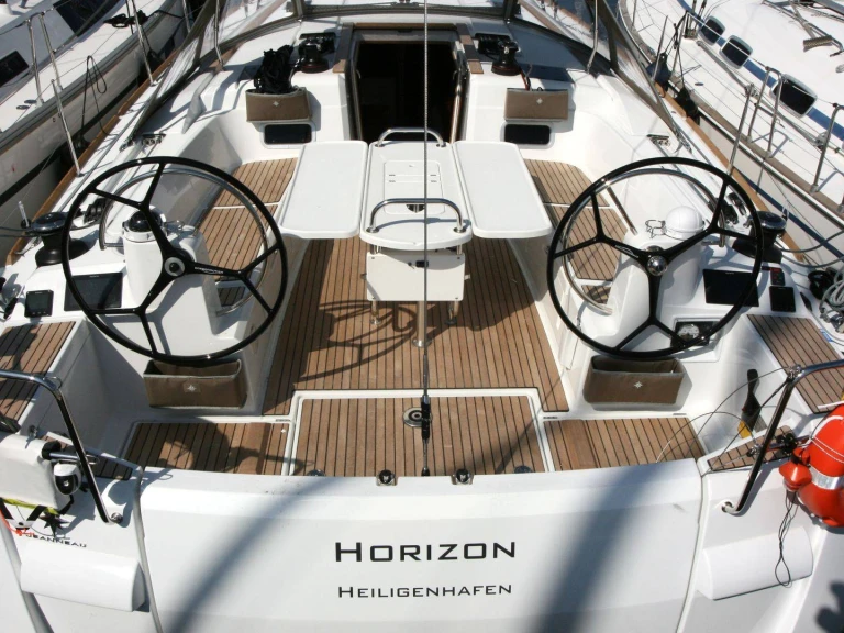 Jeanneau Sun Odyssey 479 charter bareboat or skippered in  Palma de Mallorca