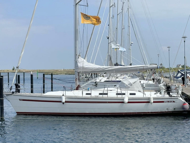 Yacht charter Barth - Bootsbau Rügen GmbH Vilm 41 cruiser on SamBoat