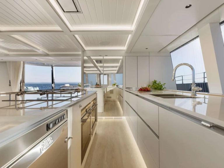 Yacht charter U.S. Virgin Islands - Sunreef MISCHIEVOUS on SamBoat