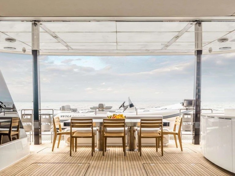 Luxury Yacht to hire Road Town at the best price