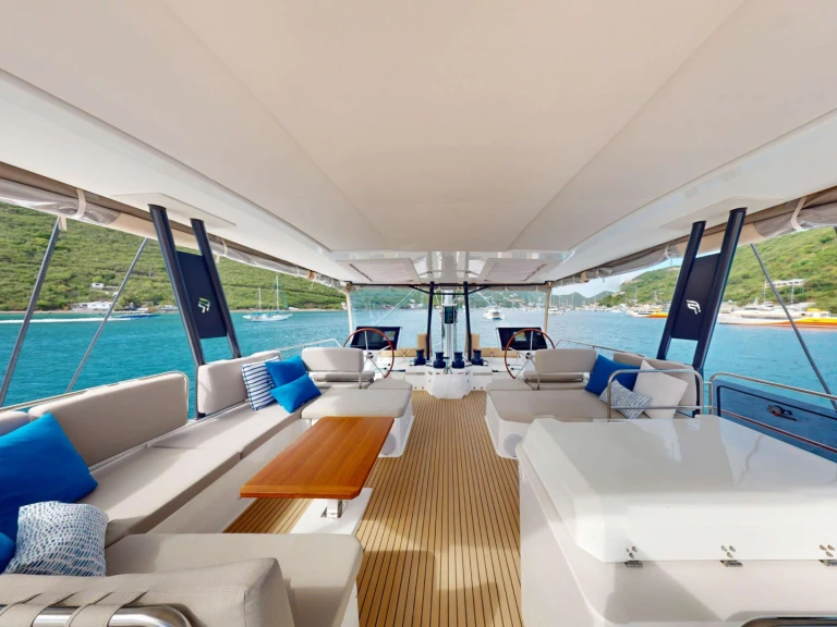 Charter a Fountaine Pajot Sapphire in Caribbean on Samboat