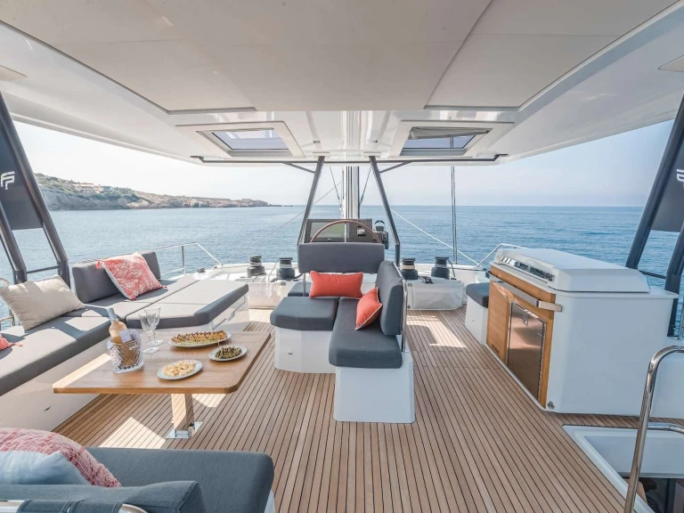 Yacht hire Greece cheap 7th heaven 