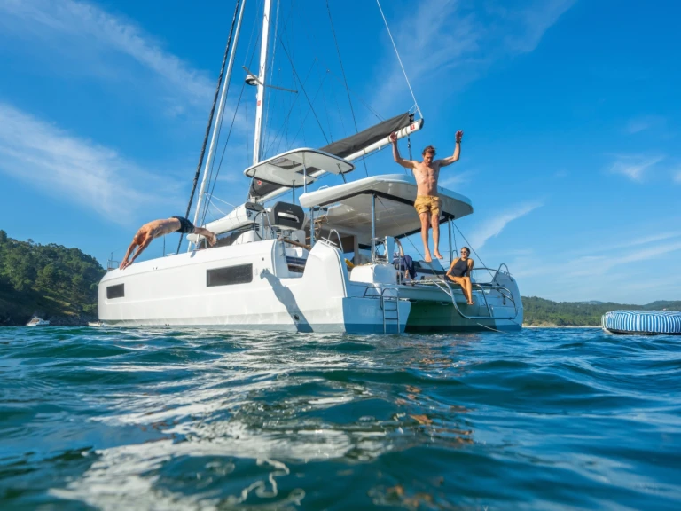 Hire Catamaran with or without skipper Lagoon Rogoznica