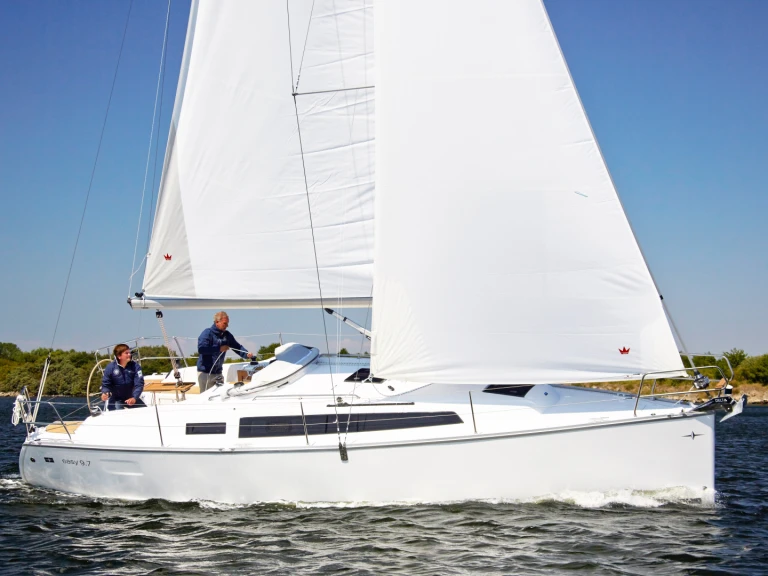 Sailboat to hire Mai Khao at the best price