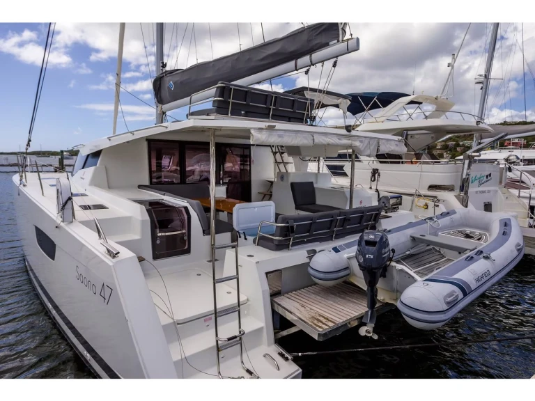 Charter a Fountaine Pajot Saona 47 in Saint George's on Samboat