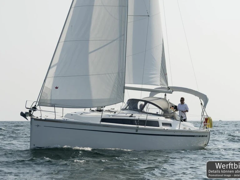 Sailboat hire in Heiligenhafen - Bavaria Cruiser 33