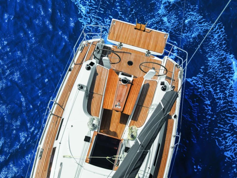 Sailboat to hire Heiligenhafen at the best price