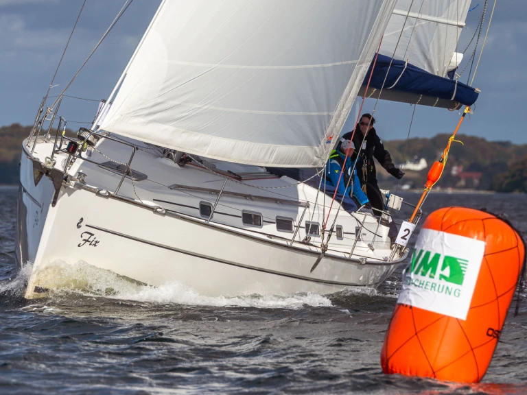 Sailboat hire in Heiligenhafen - Bénéteau Cyclades 43.4