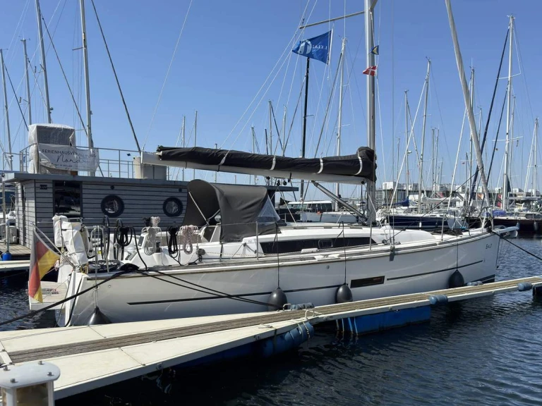 Hire Sailboat Dufour with a boat licence