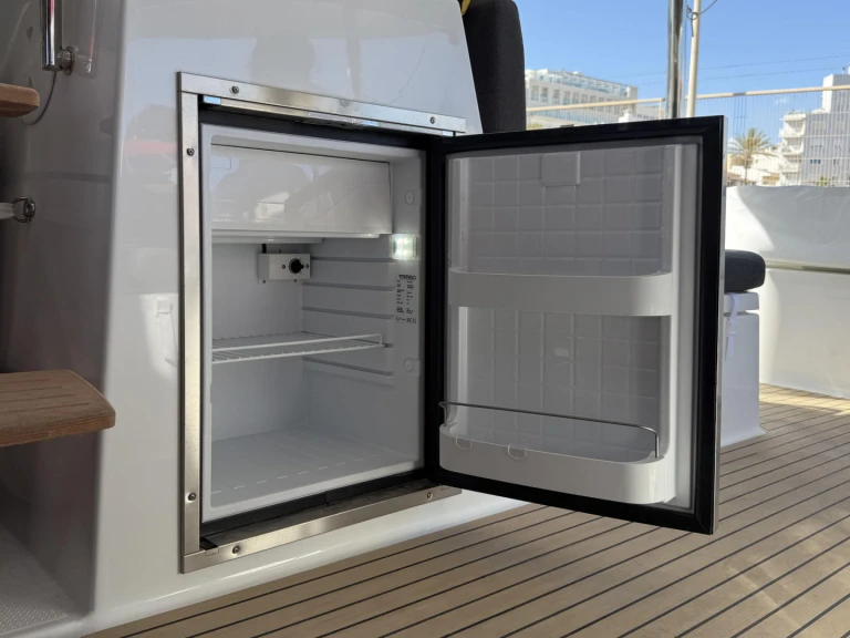 Hire a Fountaine Pajot Elba 45 Can Pastilla