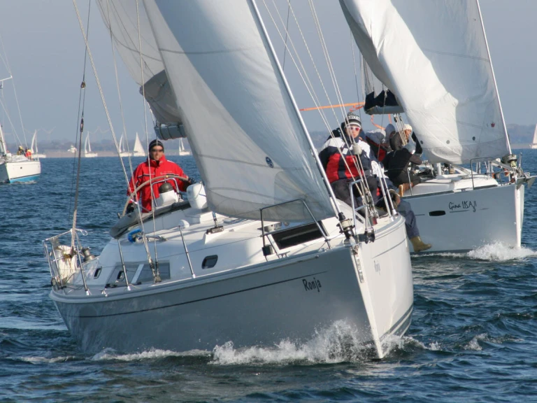 Hire Sailboat Hanse with a boat licence