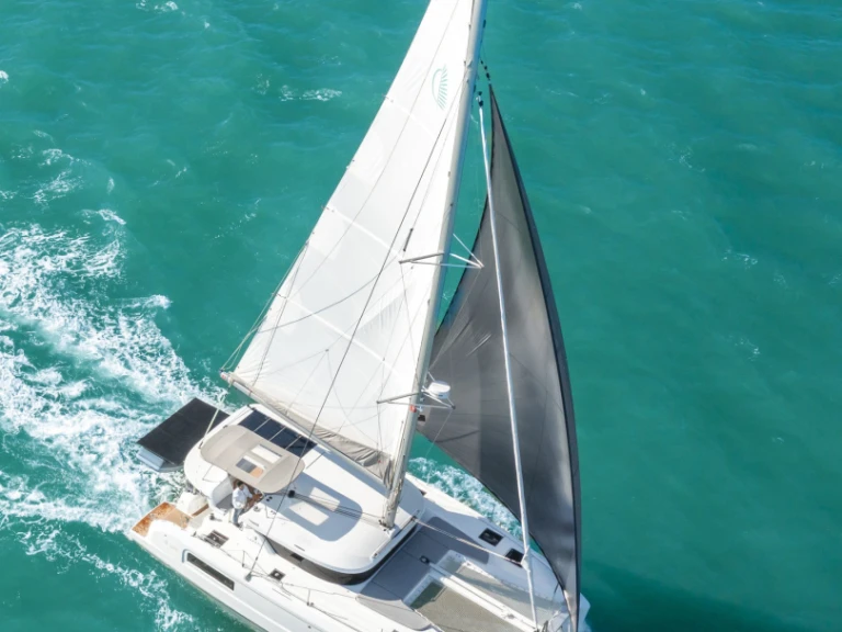 Yacht hire Can Pastilla cheap Lagoon 38