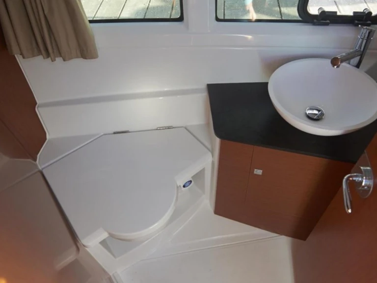 Motorboat hire in Barth - Jeanneau Merry Fisher 895 Offshore