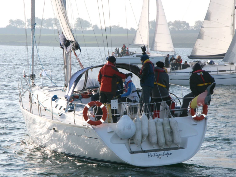 Sailboat hire in Heiligenhafen - Bénéteau Oceanis 31