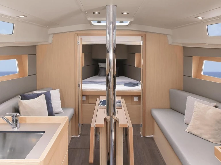 Yacht charter Barth - Bénéteau Oceanis 35.1 on SamBoat