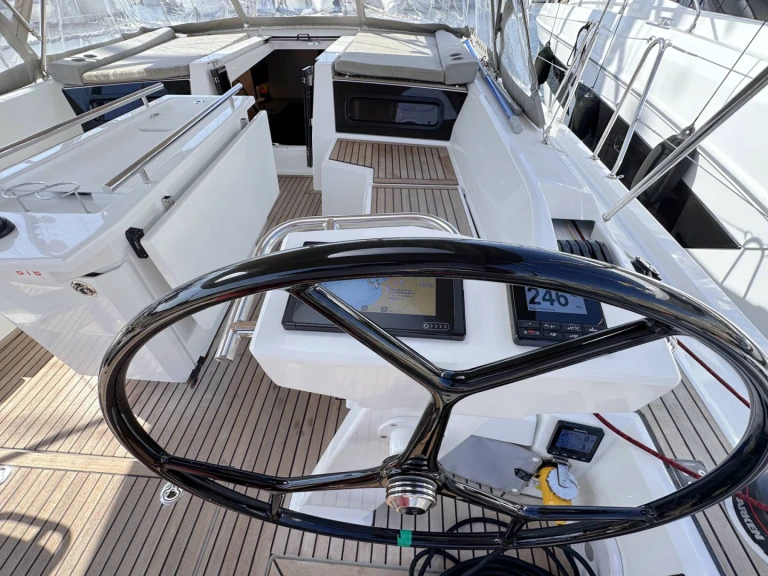 Sailboat hire in Can Pastilla - Bénéteau Oceanis 46.1