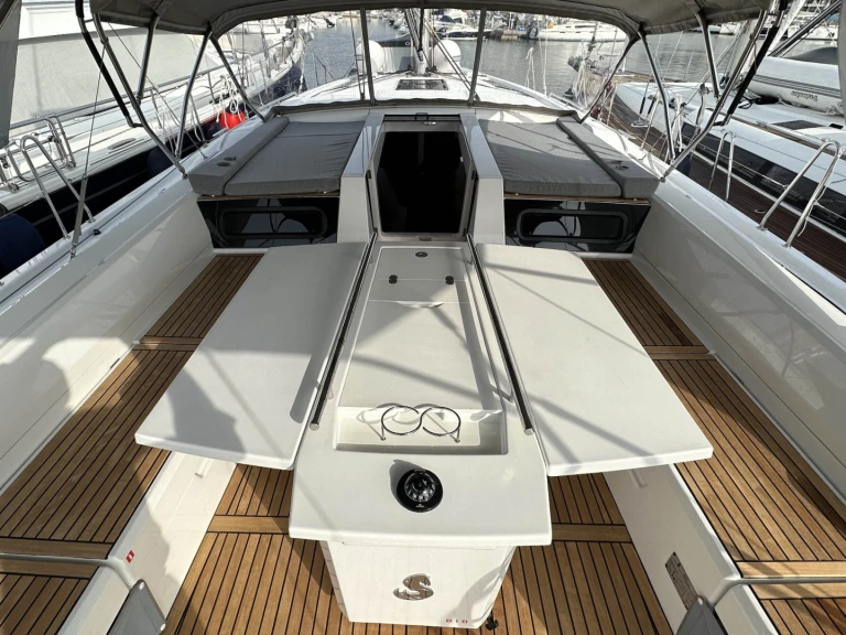 Sailboat hire in Can Pastilla - Bénéteau Oceanis 51.1