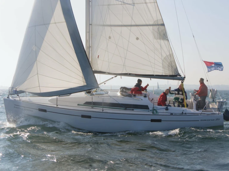 Sailboat hire in Heiligenhafen - Salona Salona 35