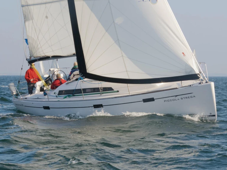 Charter a Salona Salona 35 in Heiligenhafen on Samboat