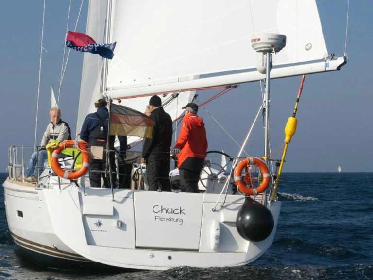 Sailboat hire in Flensburg - Jeanneau Sun Odyssey 439