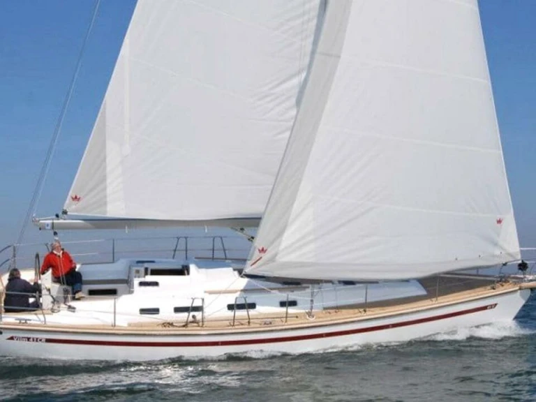 Charter a Bootsbau Rügen GmbH Vilm 41 cruiser in Barth on Samboat