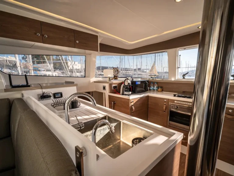 Catamaran hire in Deme of Volos - Bali Bali 4.2