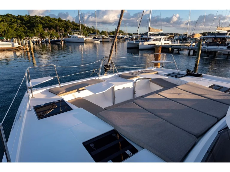 Charter a Bali Bali Catspace Voile in Saint George's on Samboat