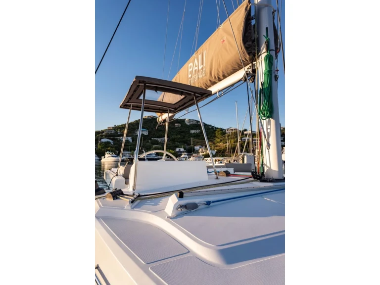 Hire Catamaran Bali with a boat licence