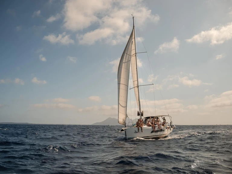 Dufour Dufour 37 – Available for Crewed Daily Charters Only charter bareboat or skippered in  Castellammare del Golfo