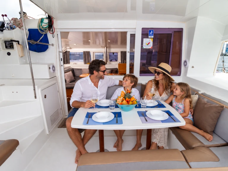 Yacht hire Cartagena cheap custom