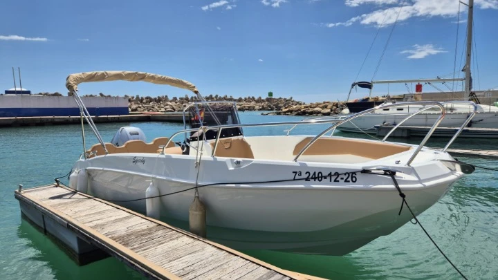 Motorboat to hire Cala Galdana at the best price