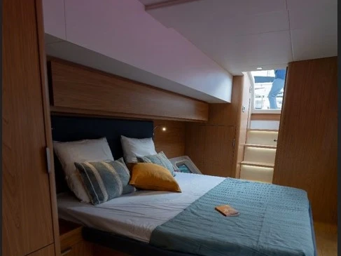 Catamaran hire in Néa Péramos - Bali Bali 5.2 (5+1 cab)