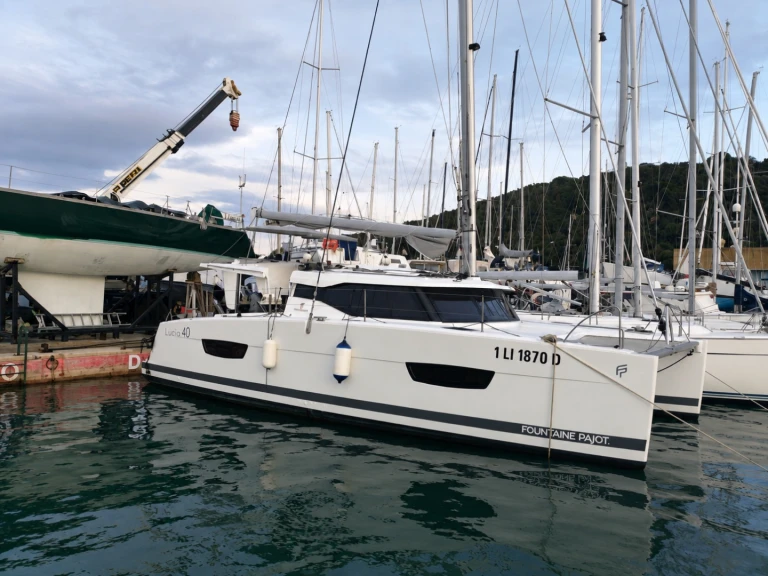Yacht charter Olbia - Fountaine Pajot Lucia 40 on SamBoat