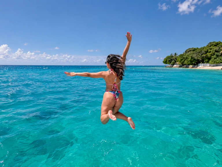 Catamaran to hire Bridgetown at the best price