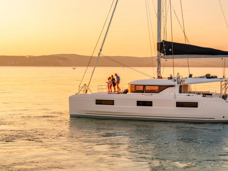 Yacht hire Pianottoli-Caldarello cheap Lagoon 46