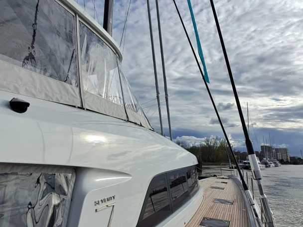 Yacht charter Ajaccio - Lagoon Lagoon Seventy 7 on SamBoat