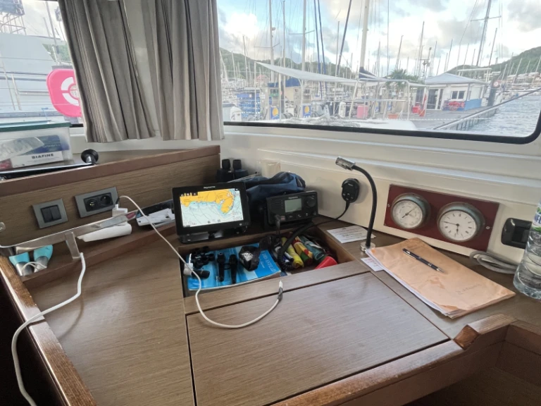 Hire Catamaran with or without skipper Lagoon Le Marin