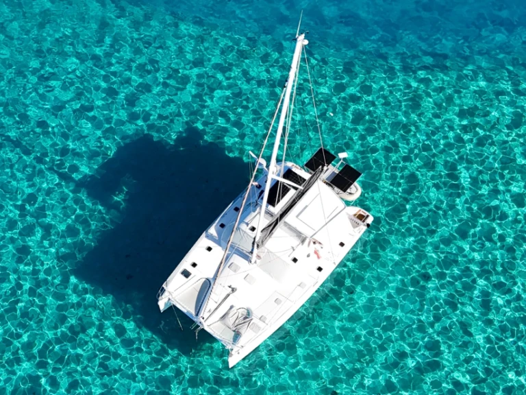 Yacht hire Moorea-Maiao cheap privilège 435